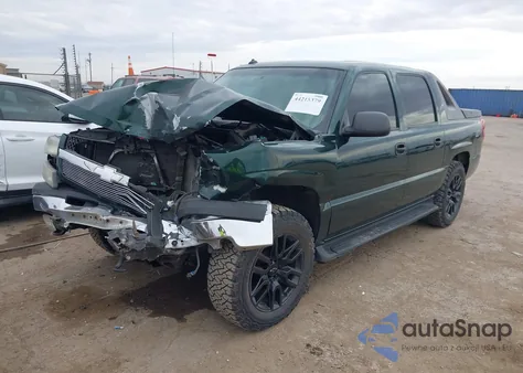 2003 Chevrolet Avalanche 1500 из США, поврежденный, VIN 3GNEC13T43G263947